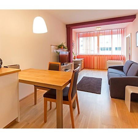 Servus Vienna Karlsplatz Екстериор снимка