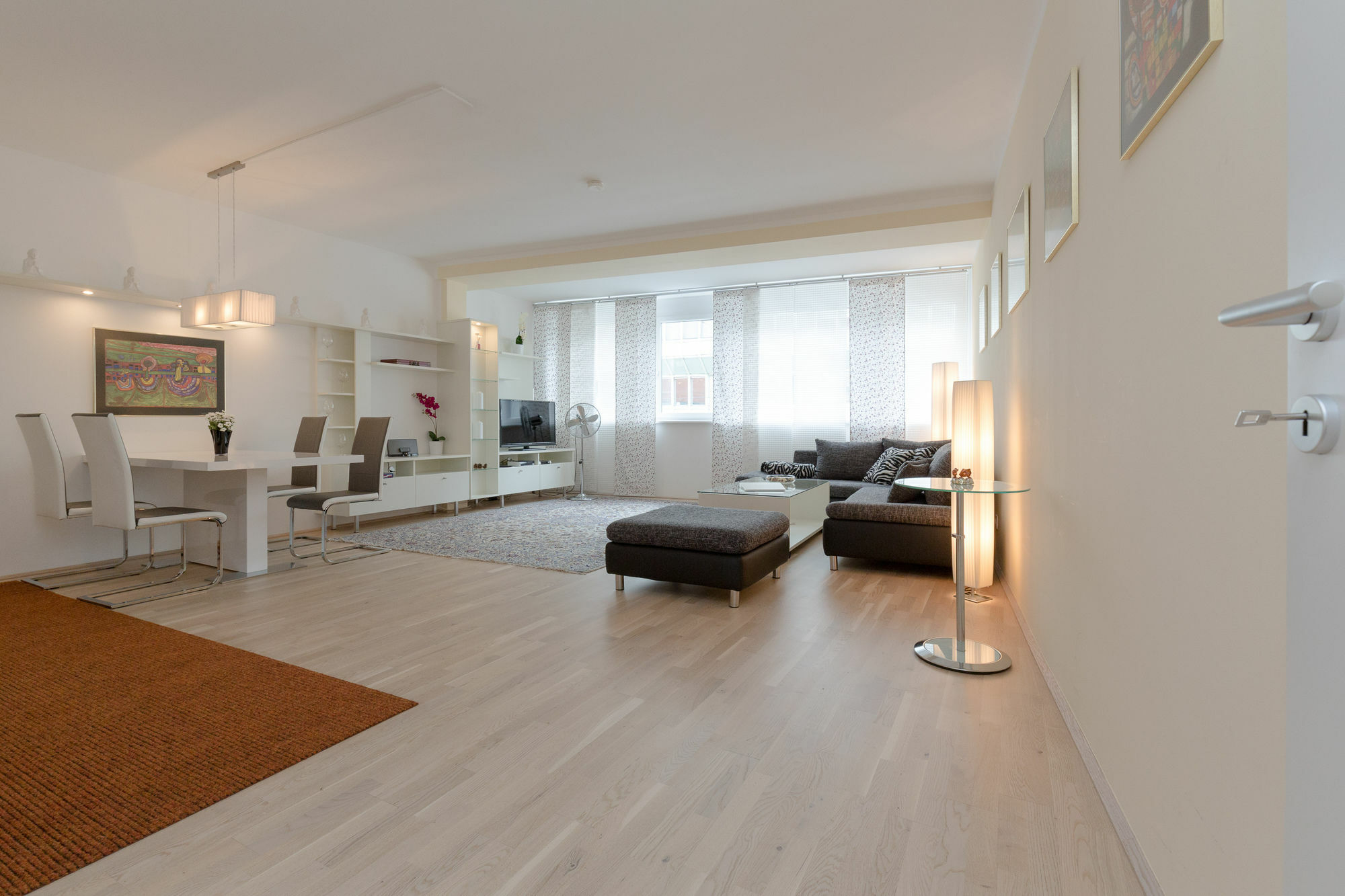 Servus Vienna Karlsplatz Екстериор снимка
