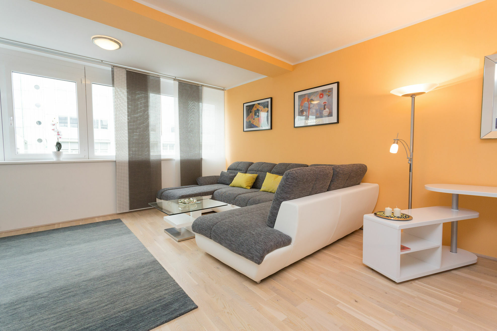Servus Vienna Karlsplatz Екстериор снимка